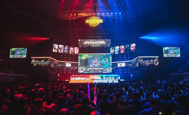 浮雕和刻字 浮雕和刻字