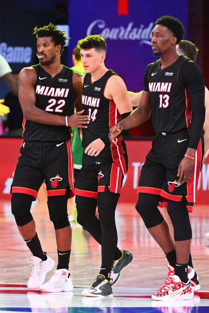 样的大俱乐 样的大俱乐